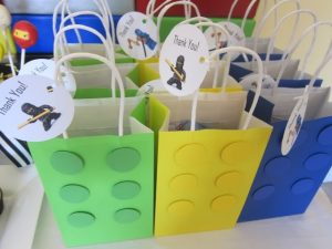 lego-birthday-party-favor-bags